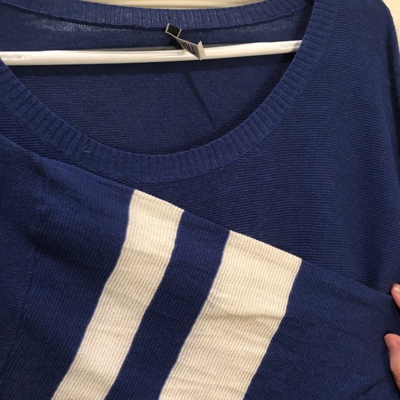 TNA Blue Long Sleeve Tee with White Stripes - Picture 2 of 3